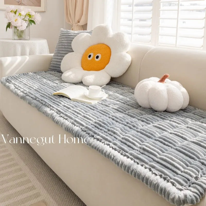 Pet Protection Cover Plush Non-Slip LUMIEREA Light Gray-70X180cm